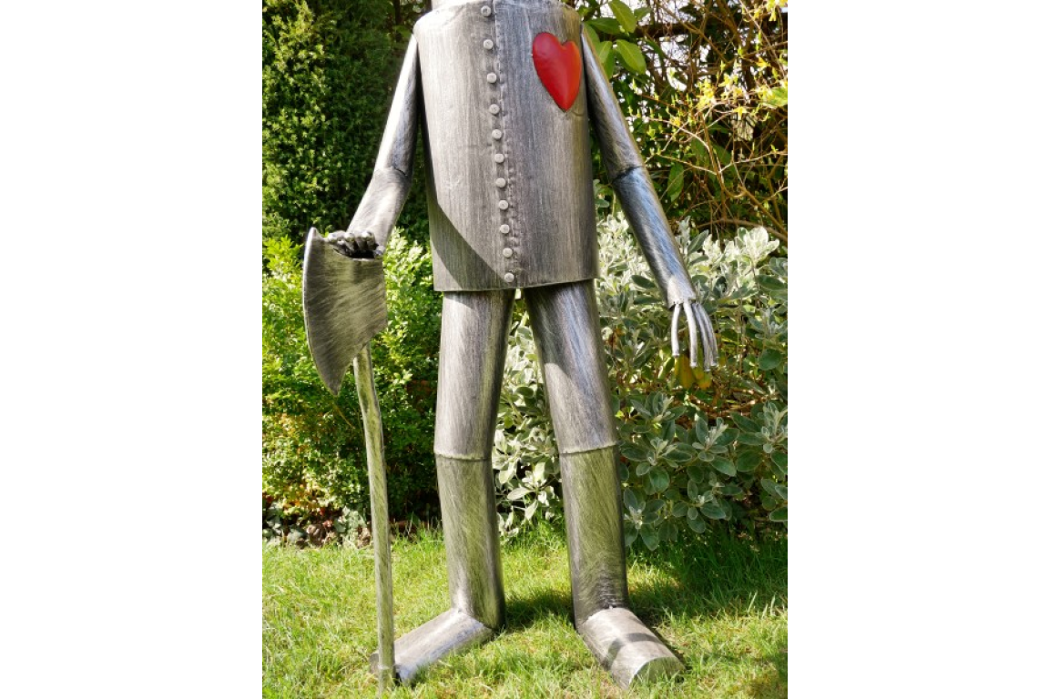 Large Metal Tin Man Garden Sculpture – 135cm Tall with Heart Detail + Free Delivery