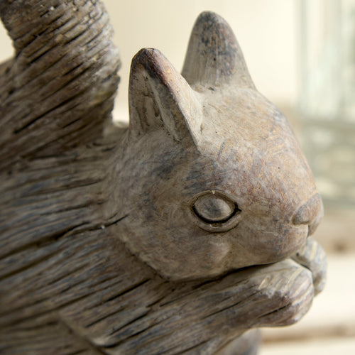Concrete Squirrel Garden Sculpture – Woodland-Inspired Ornament
